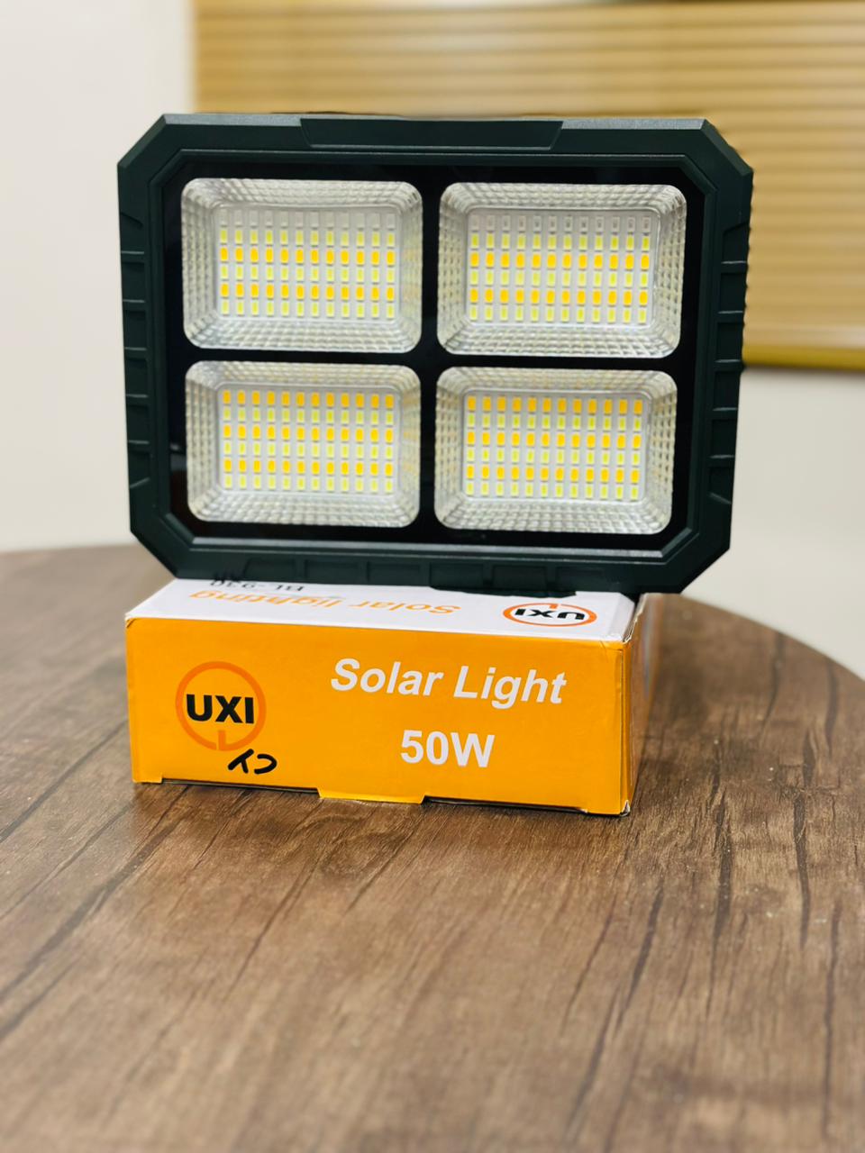 800WATT(24000mah power bnak) AND 400WATT (1500 mah power bank) UXI BL-911 SOLAT LED LIGHT WITH REMOTE COUNTROL/ IP66WATER PROOF