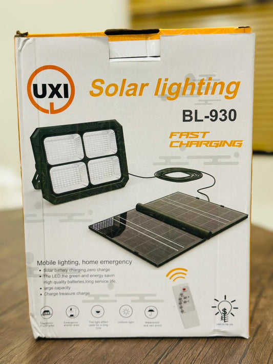 800WATT(24000mah power bnak) AND 400WATT (1500 mah power bank) UXI BL-911 SOLAT LED LIGHT WITH REMOTE COUNTROL/ IP66WATER PROOF