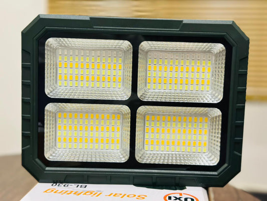 800WATT(24000mah power bnak) AND 400WATT (1500 mah power bank) UXI BL-911 SOLAT LED LIGHT WITH REMOTE COUNTROL/ IP66WATER PROOF