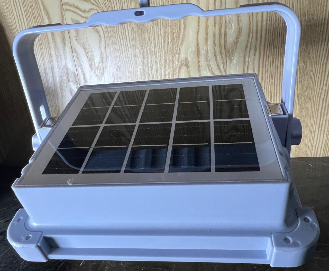 800Watt Solar LED Light with 50000MAH Solar Power Bank , 4 Modes, Waterproof, Portable Solar Power Outdoor Working Light